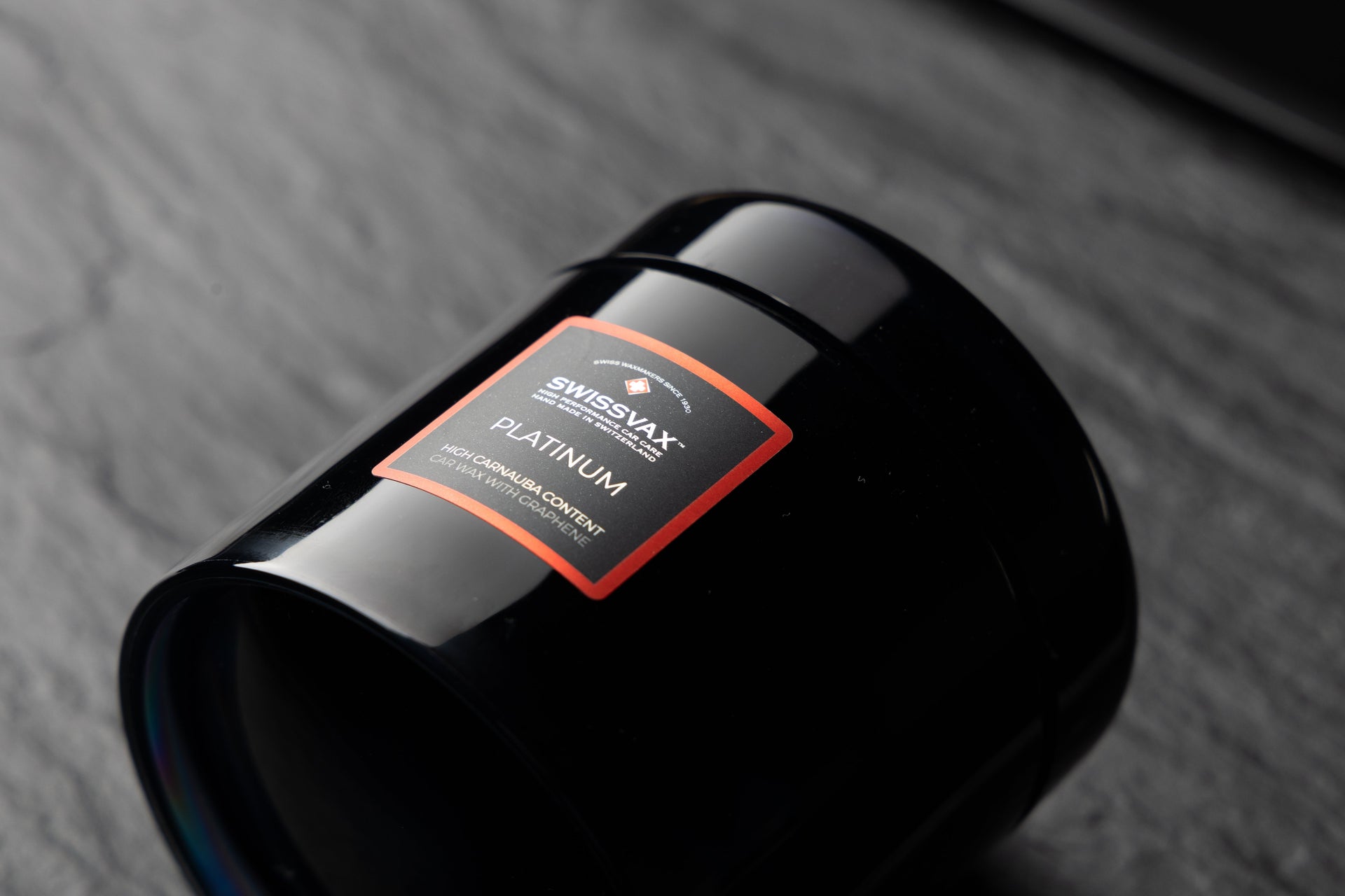 SWISSVAX Platinum Car Wax – Carnauba Shine with Graphene Technology