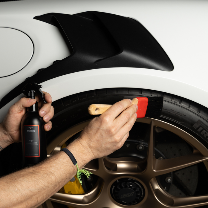 PNEU BRUSH 轮胎刷